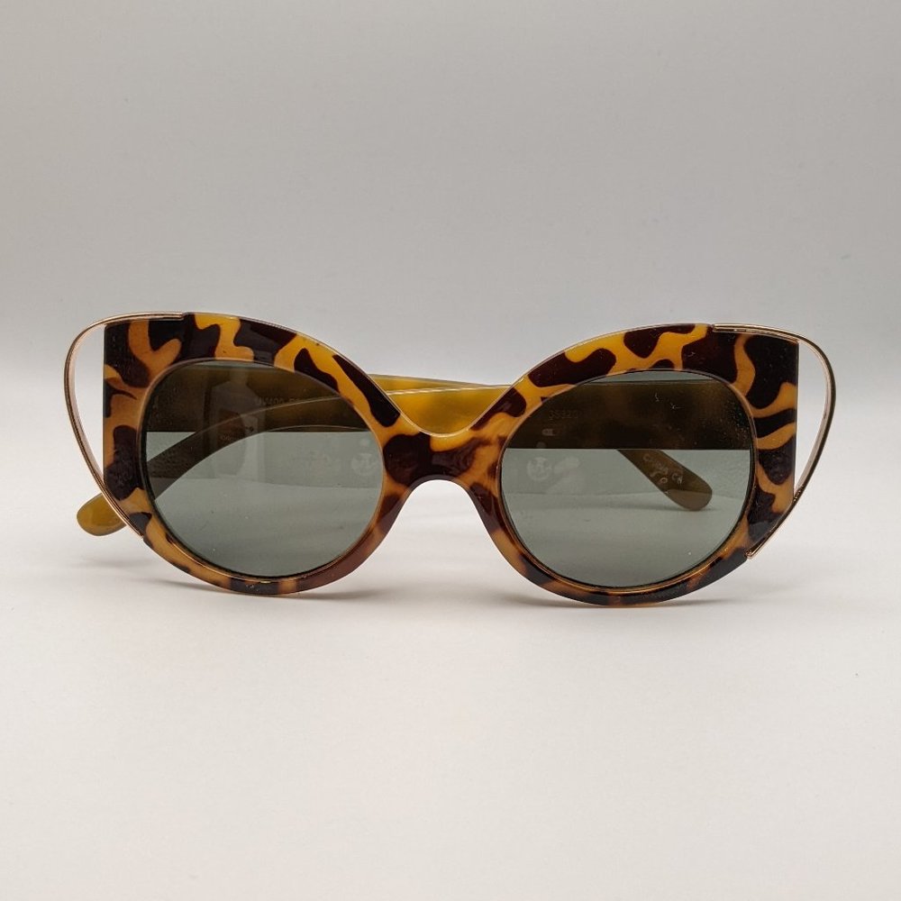 Animal Print Cat Eye Sunglasses - Picture 1 of 13